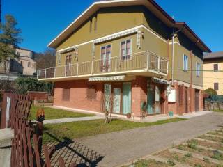 Two-family villa via Contrada Grande 18, Quinto, Verona