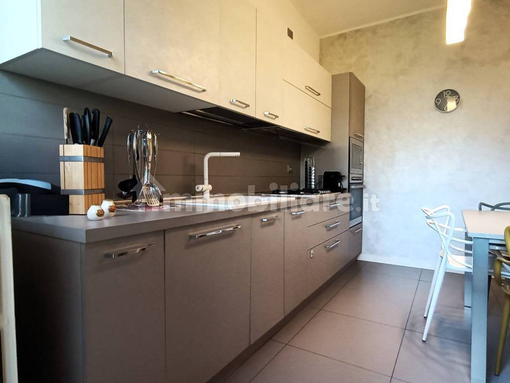 Vendita Appartamento Monza. Quadrilocale in via Angelo Ramazzotti 24 ...