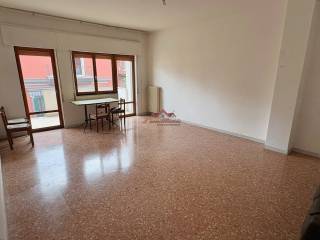 4-room flat via Alessandro Manzoni, Libertà, Bari