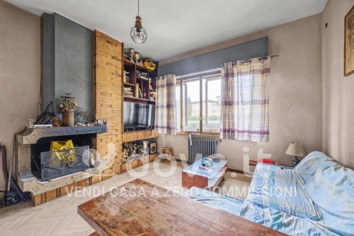 Casa indipendente in vendita a Campi Bisenzio