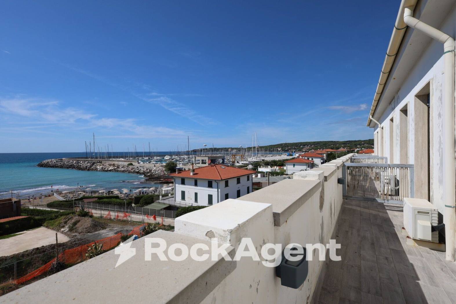 Palazzo - Edificio in vendita a Rosignano Marittimo