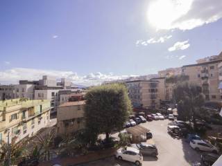 2-room flat via Ponti Rossi 188, Ponti Rossi, Naples