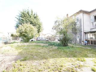 Two-family villa via Triestina, ., Favaro Veneto, Venice