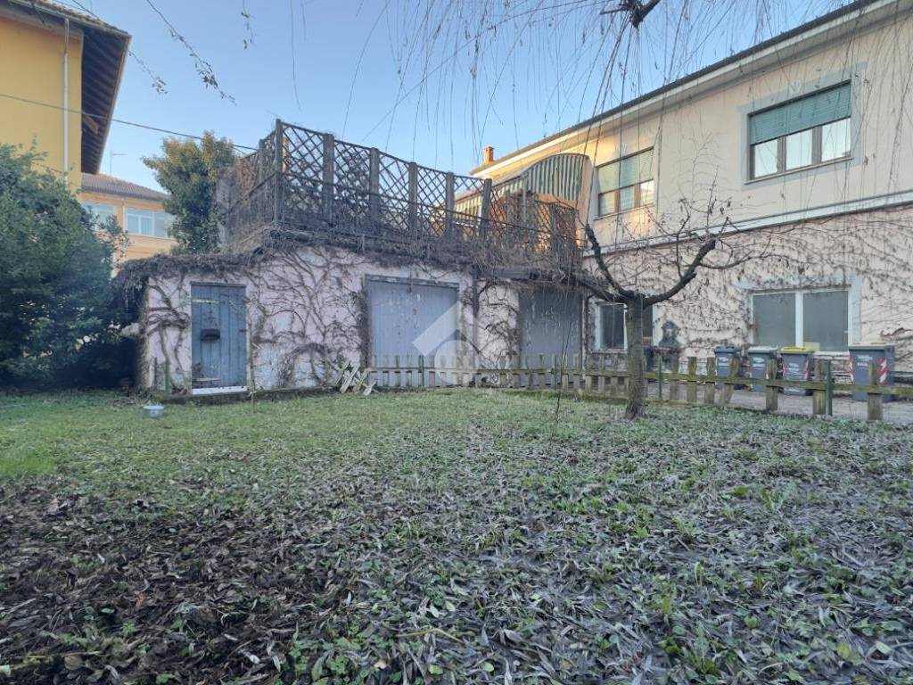 Edilio Raggio Vendita Terratetto plurifamiliare in via Edilio Raggio 58 Novi Ligure ...