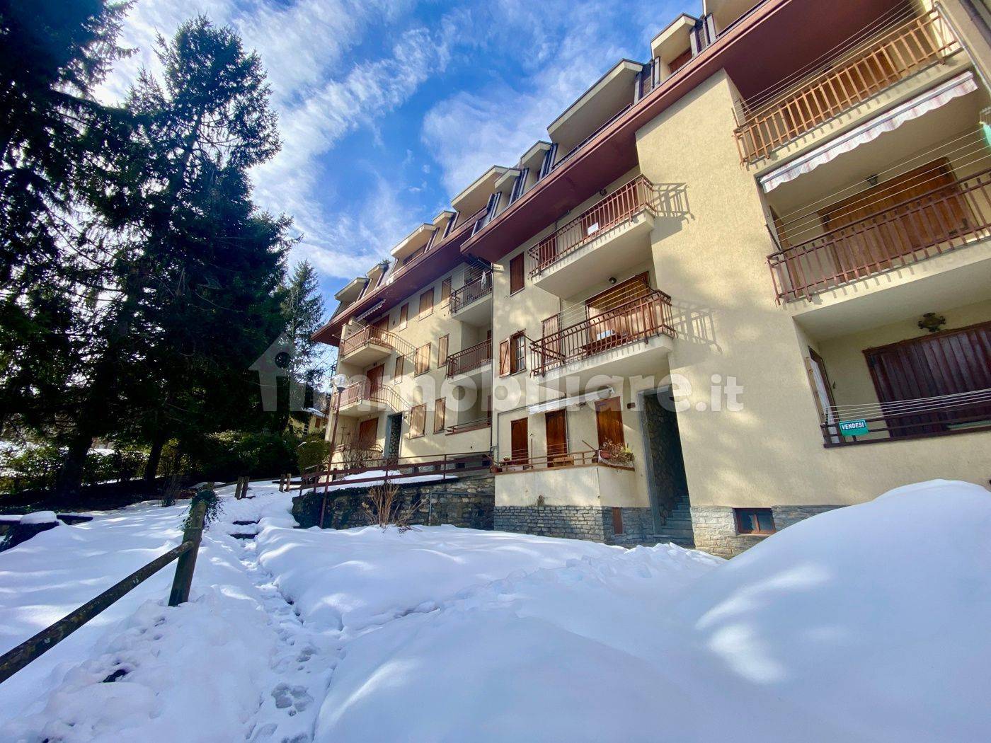 Appartamento in vendita a Viola