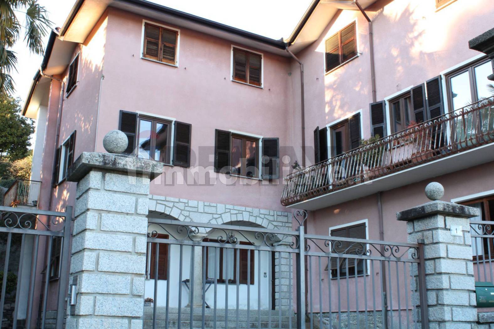 Appartamento in vendita a Ameno