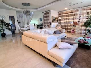 Salone