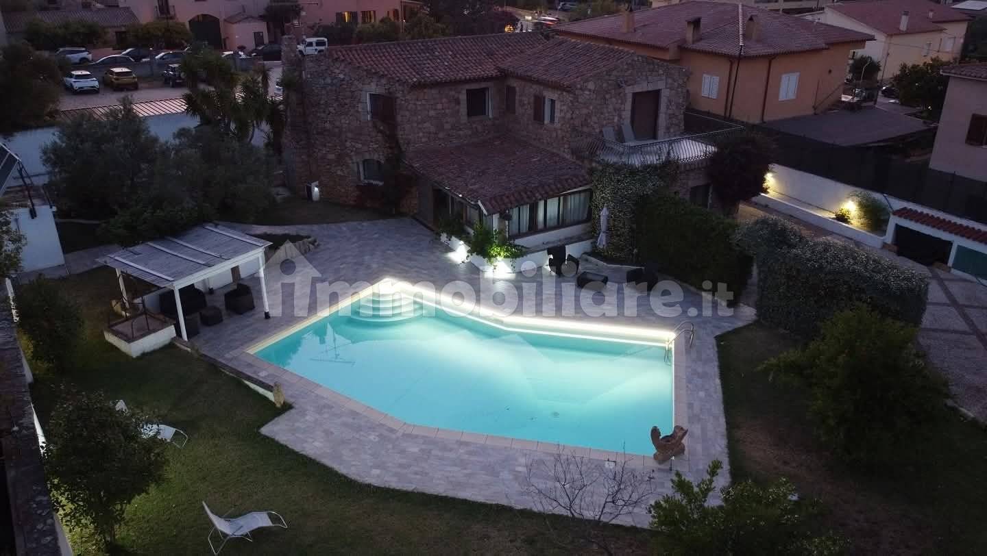 Villa in vendita a Olbia