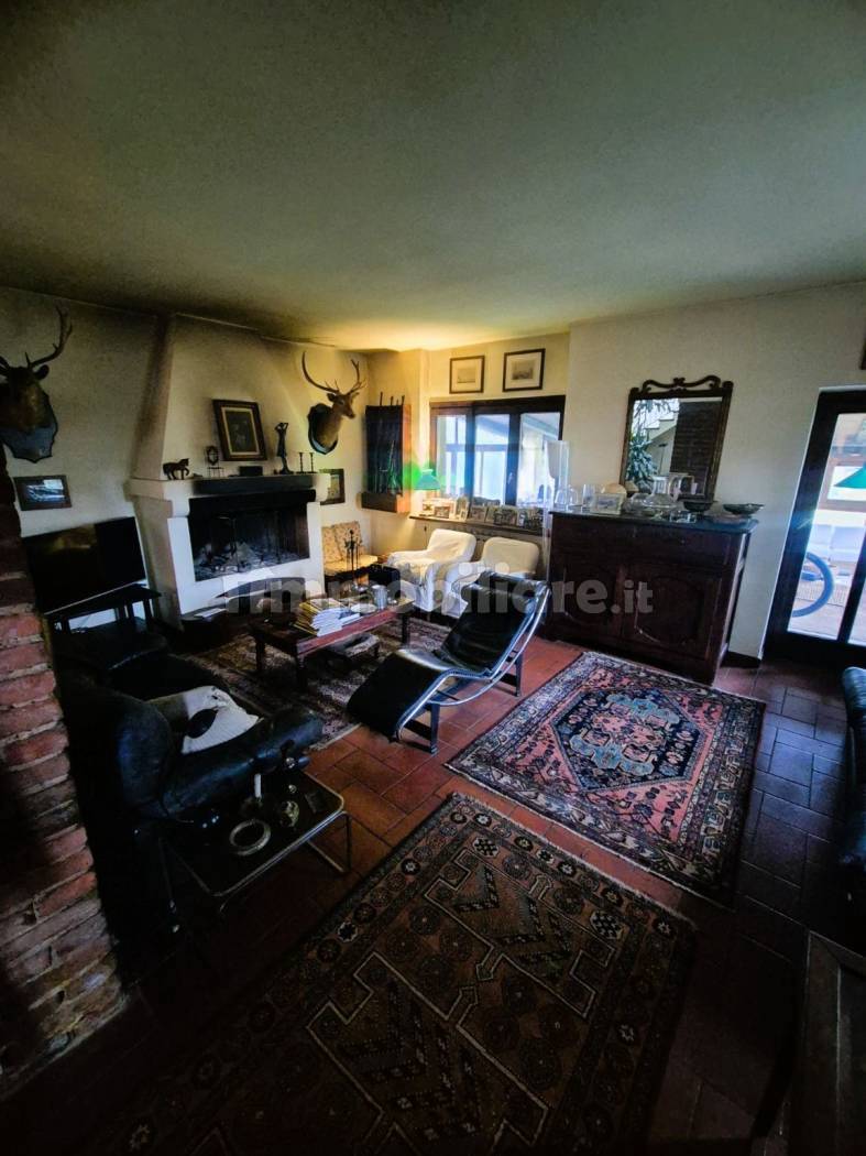 Casa indipendente in vendita a Pezzana