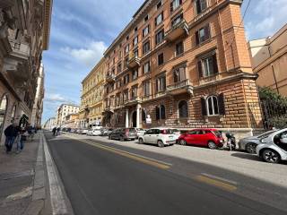 2-room flat via Piave 8, Sallustiano, Rome