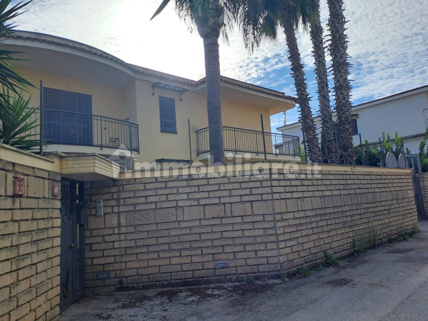 Palazzo - Edificio in vendita a Melito di Napoli