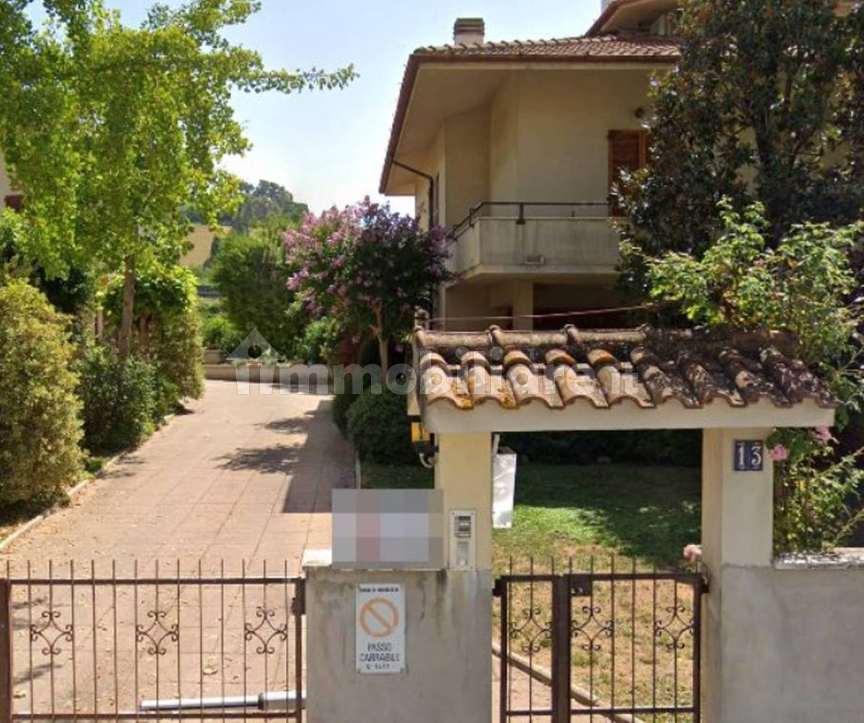 Appartamento in vendita a Falconara Marittima