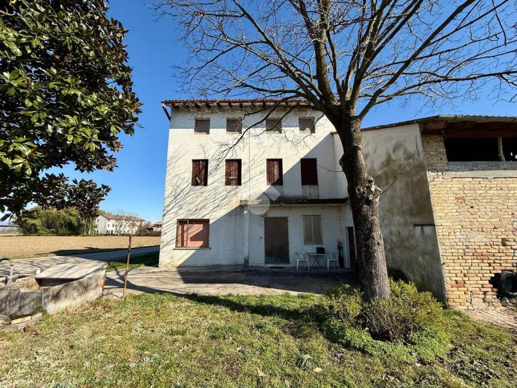 Facciata