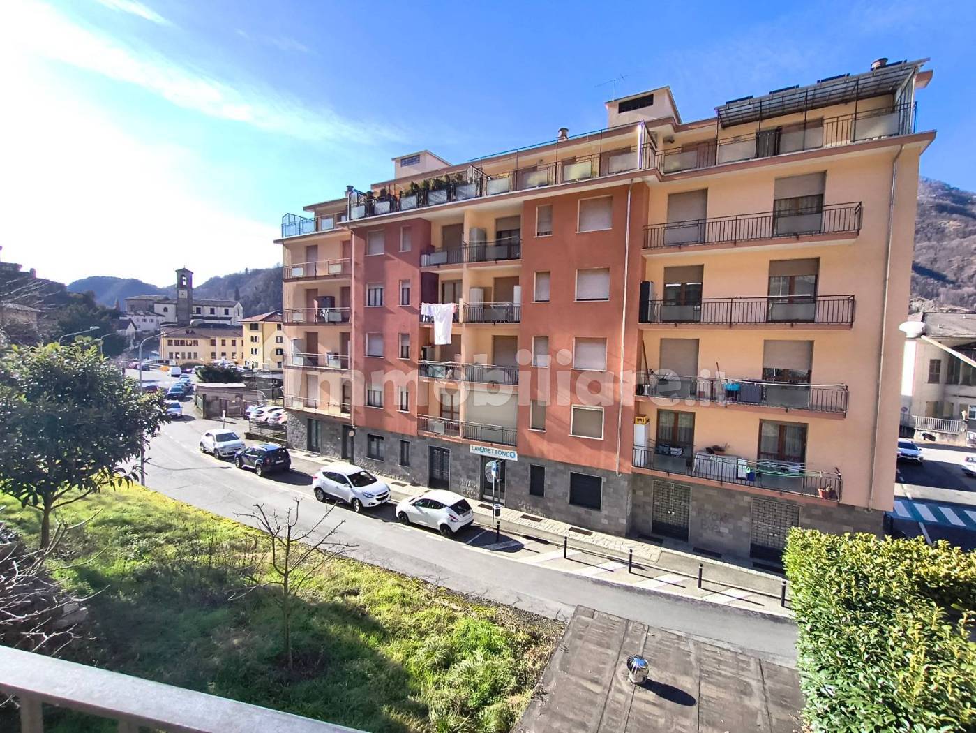 Appartamento in vendita a Varallo