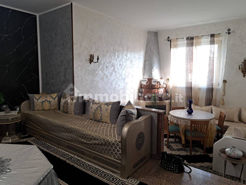 Salone