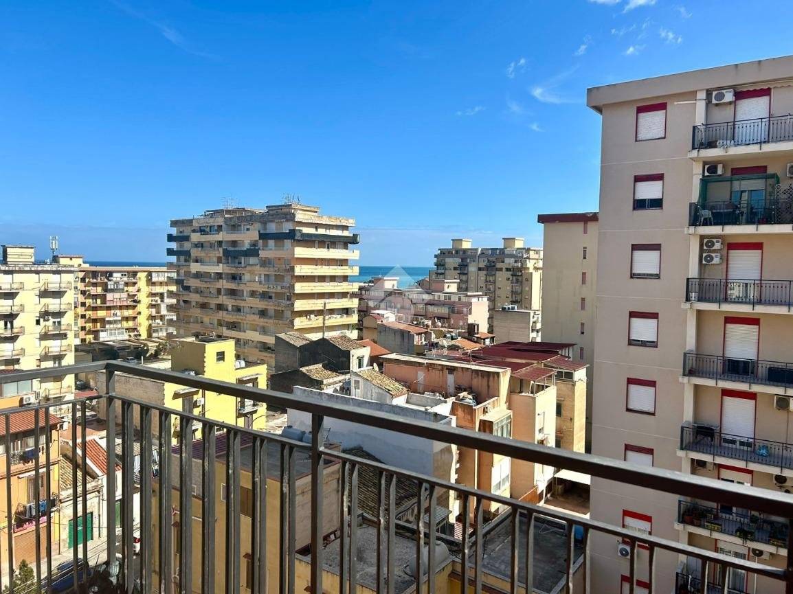 Appartamento in vendita a Palermo