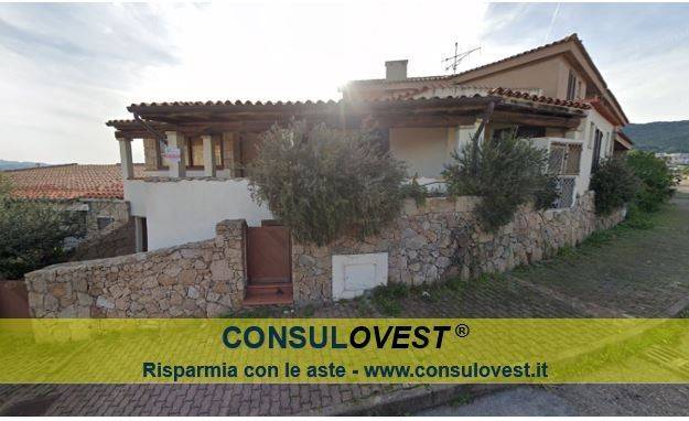 Appartamento in vendita a Arzachena