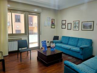 3-room flat via Dante 284, Zisa, Palermo