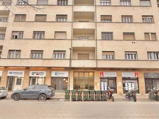 2-room flat corso Bramante 6, Lingotto, Turin