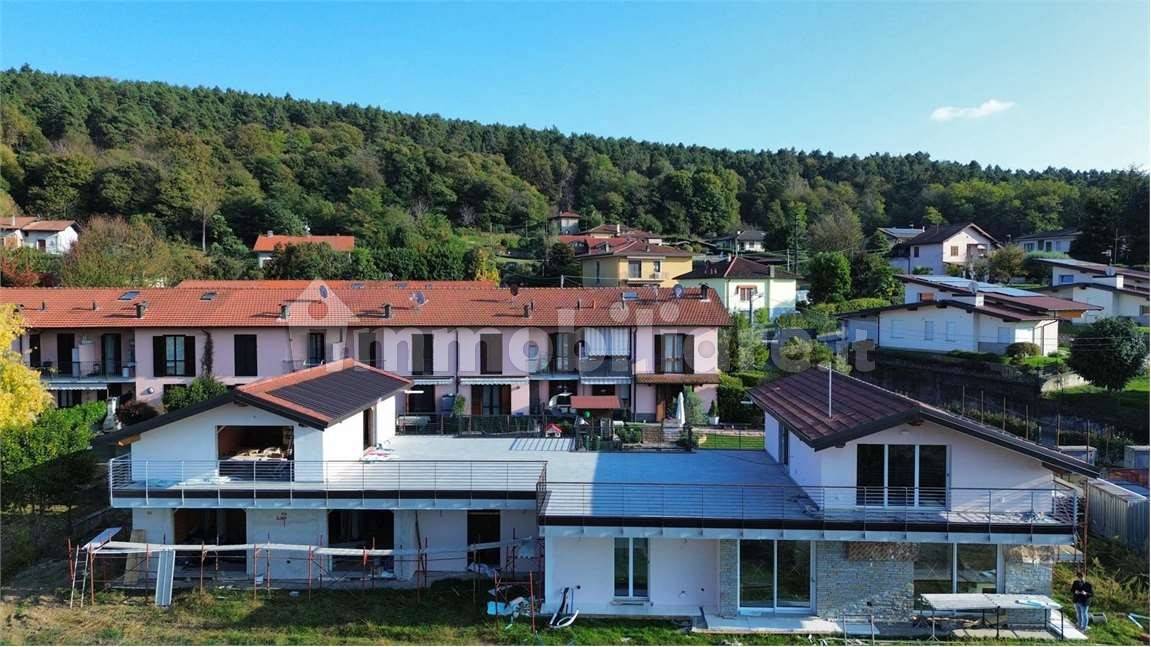 Villa in vendita a Vergiate