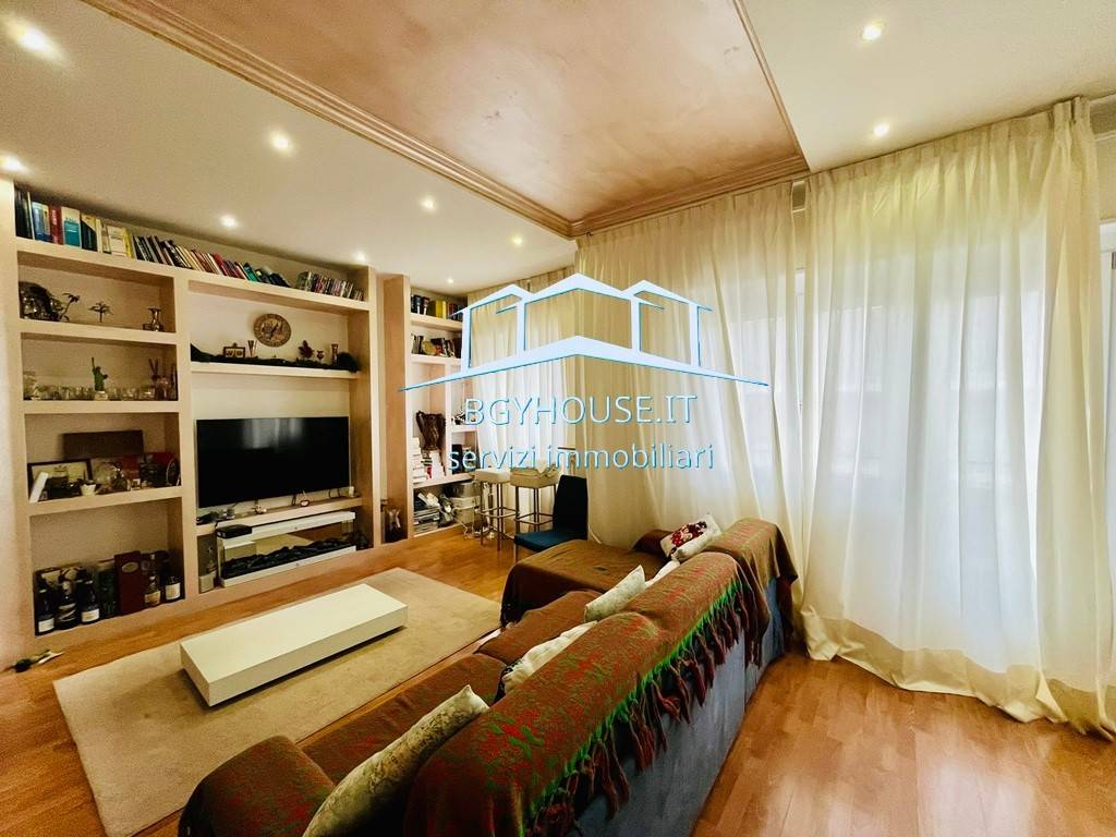 Appartamento in vendita a Bergamo