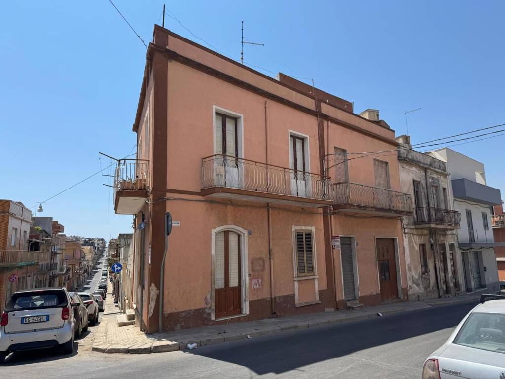 vendita-terratetto-plurifamiliare-in-via-indipendenza-46-pachino-150