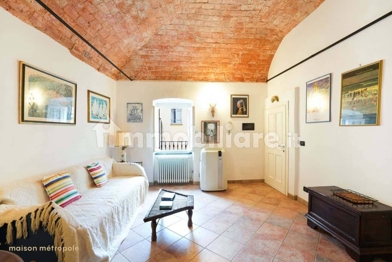 Appartamento in affitto a Noli