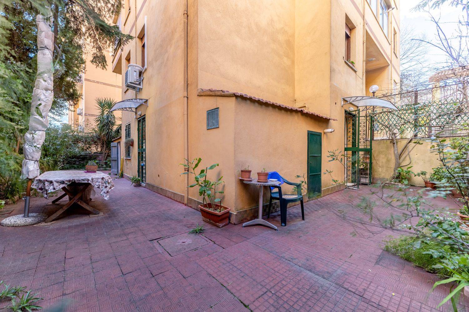 Apartment in Roma