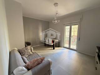 3-room flat via Filippo Illuminato 26, Fuorigrotta, Naples