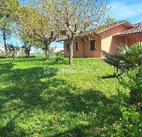 Villa in vendita a Cartoceto