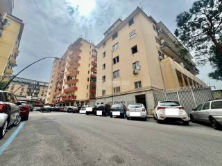1-bedroom flat via marc'antonio, Fuorigrotta, Naples