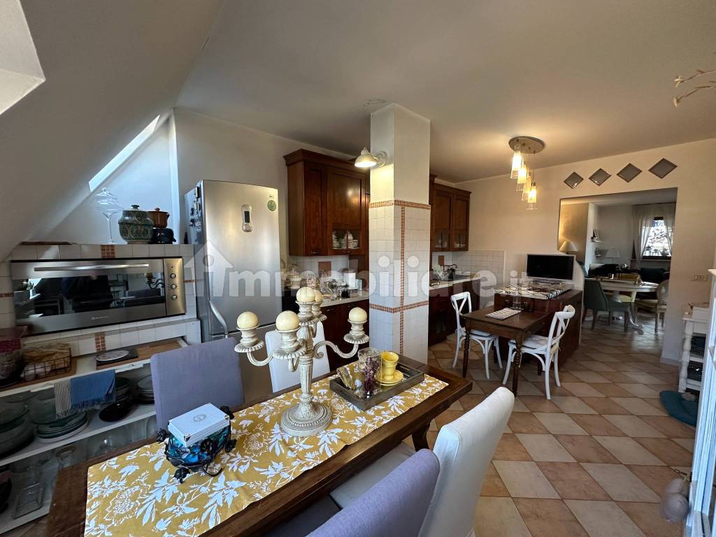 Salone