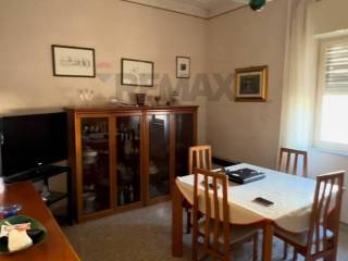 4-room flat via Regina Bianca 93, Picanello, Catania
