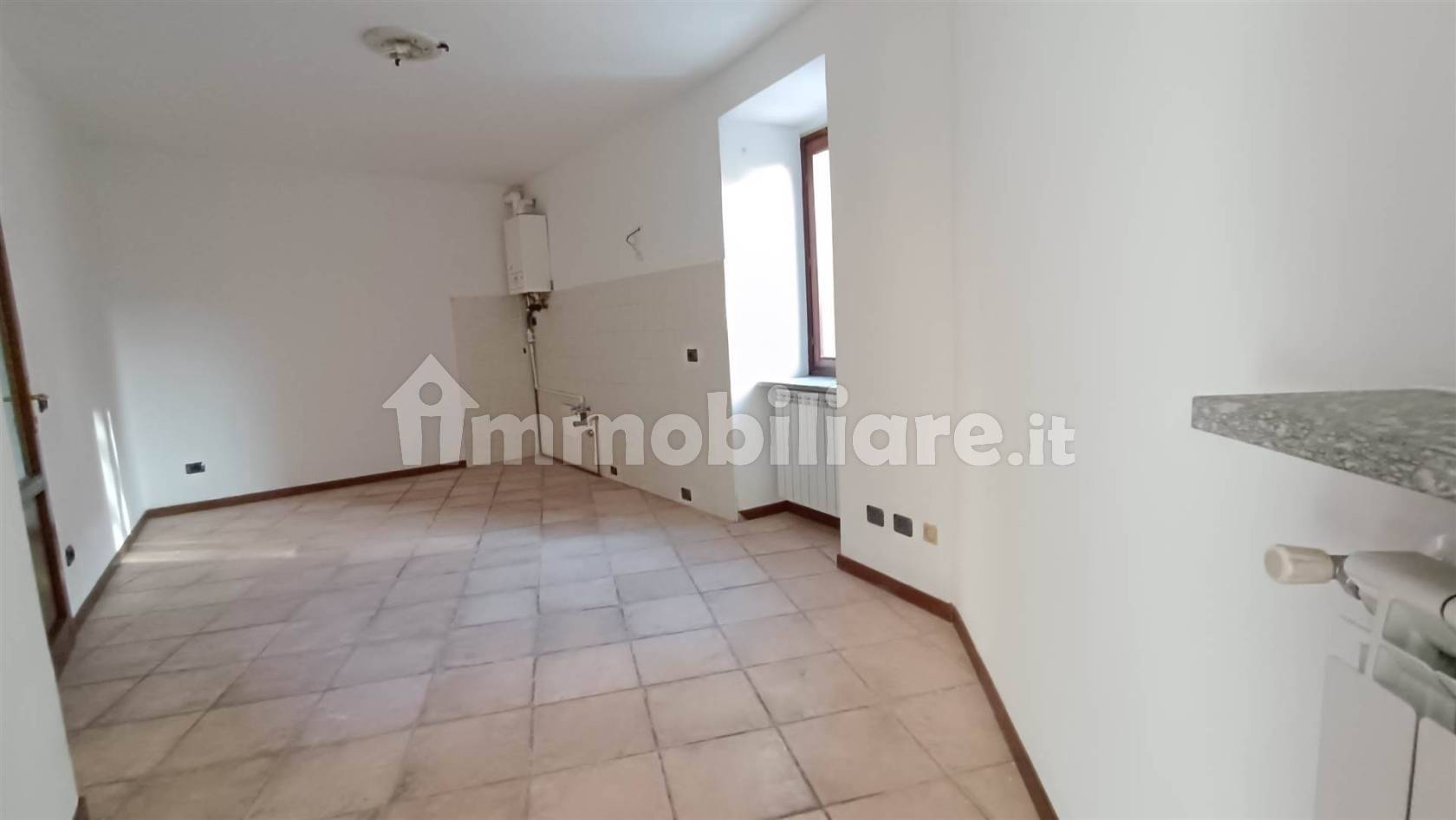 Appartamento in affitto a Invorio