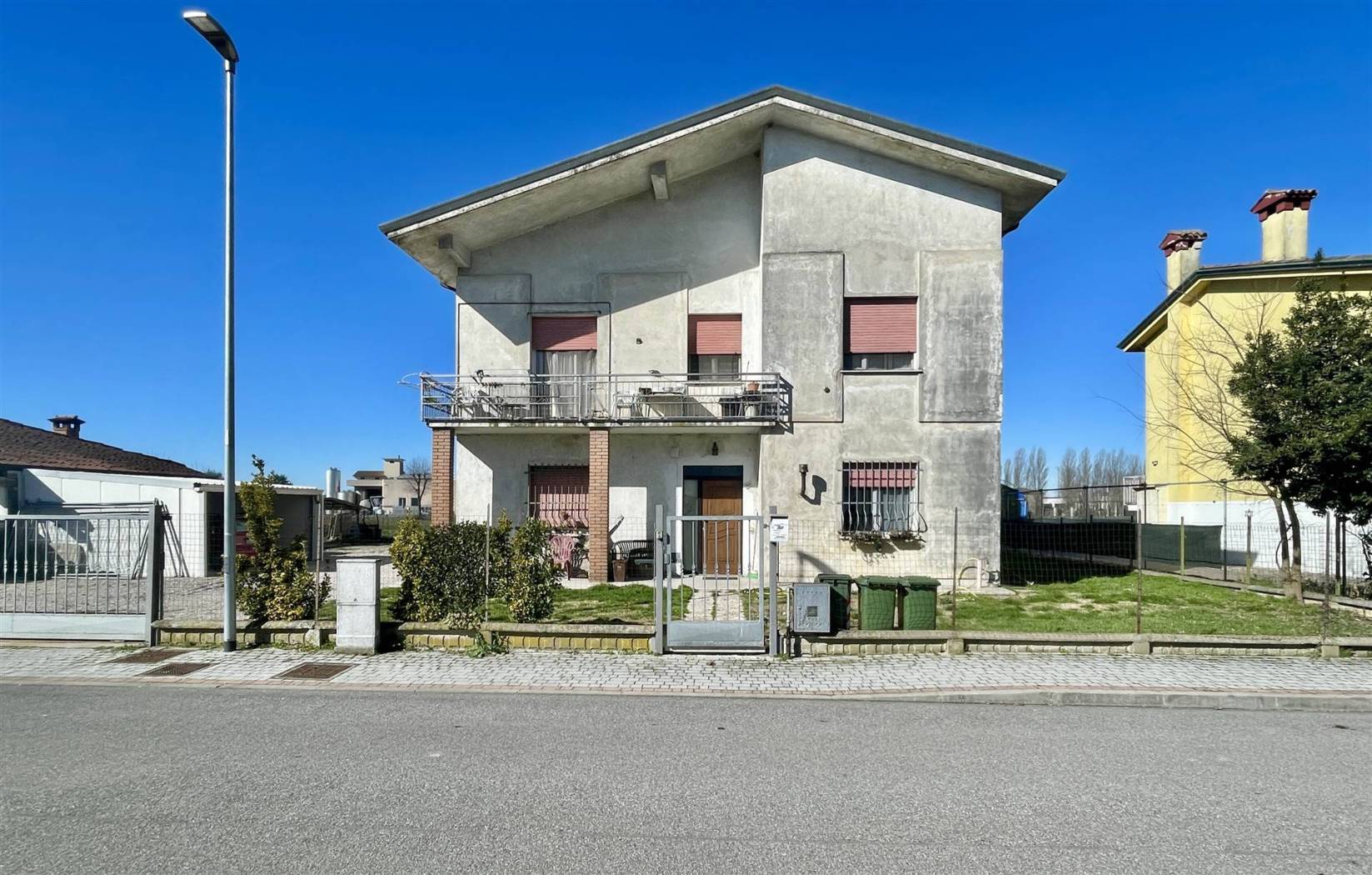 Casa indipendente in vendita a Borgo Virgilio