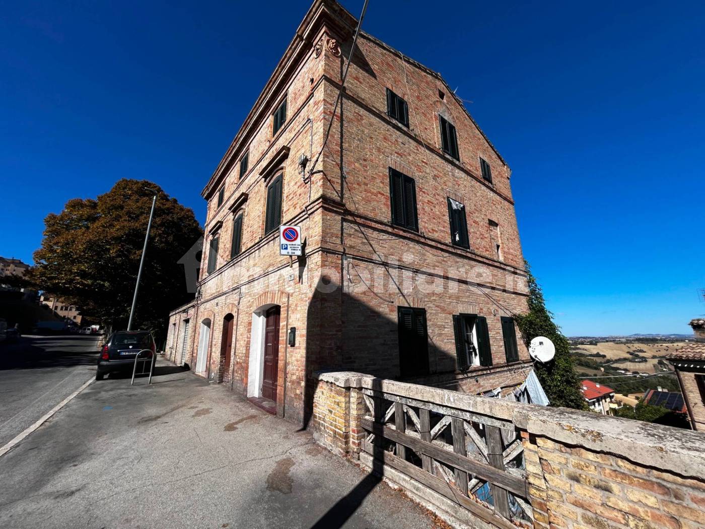 Palazzo - Edificio in vendita a Macerata