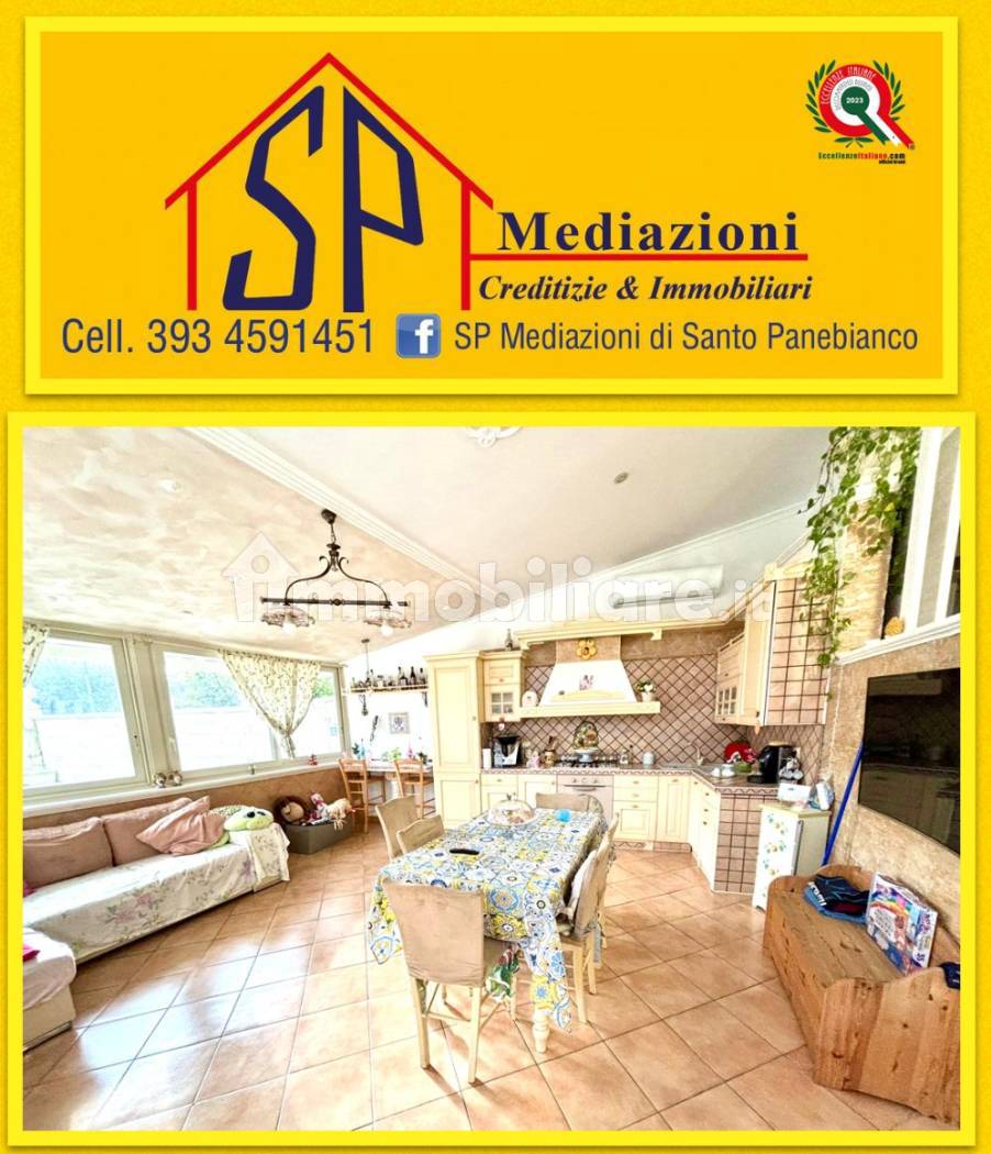 Appartamento in vendita a Acireale