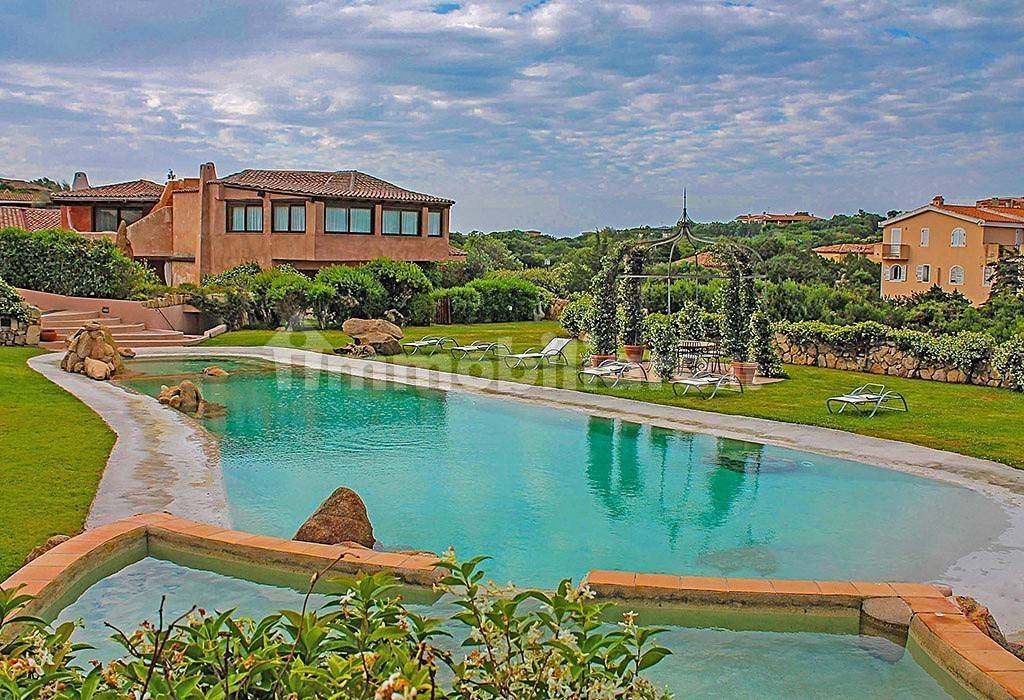 Appartamento in vendita a Arzachena