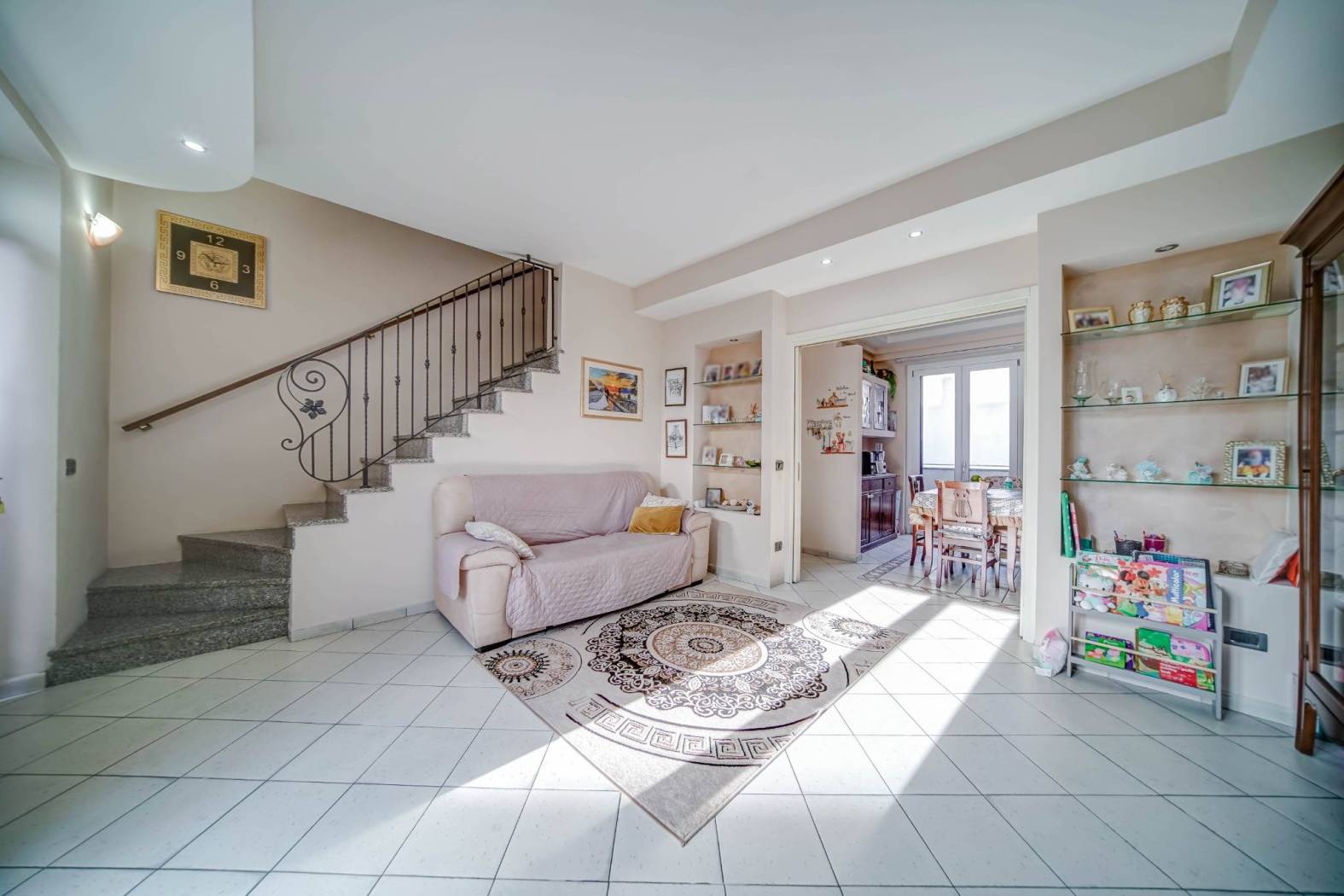 Villetta a schiera in vendita a Ferno