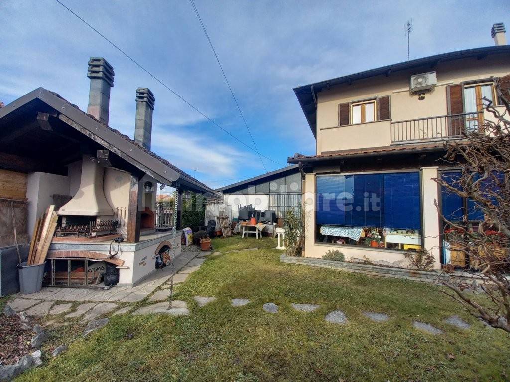 Villa in vendita a Carignano