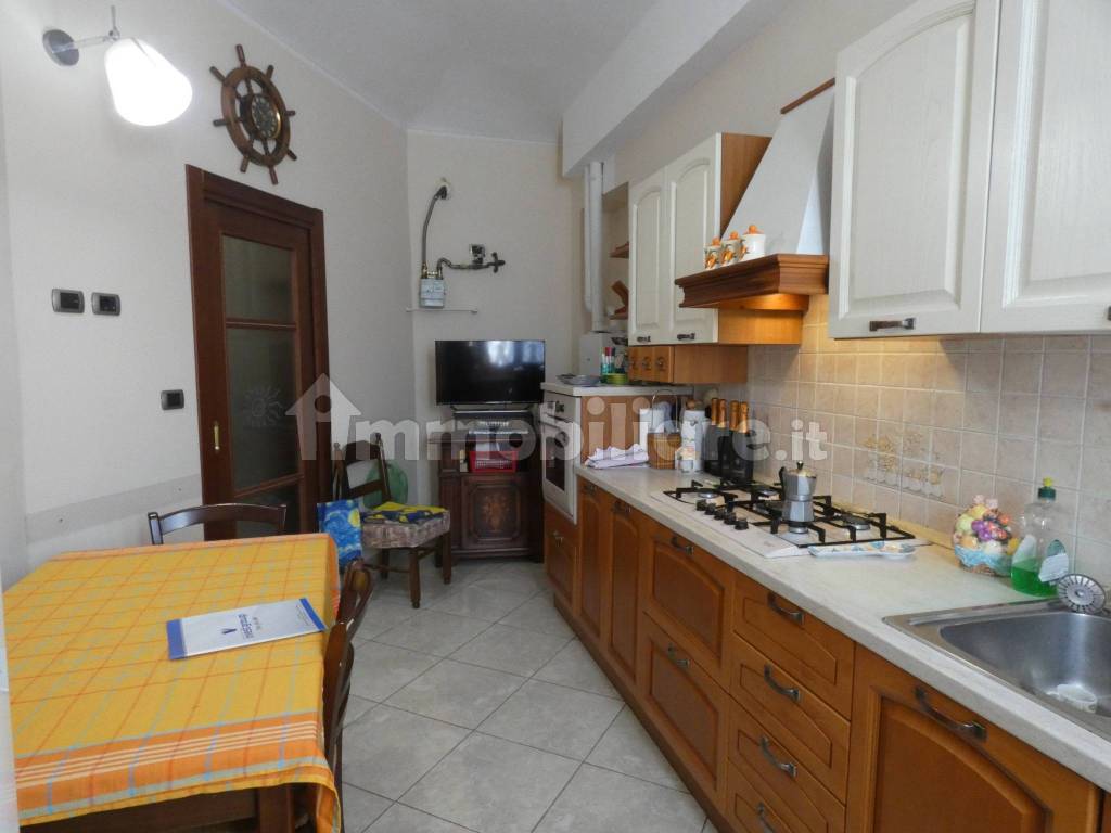 3 stanze doppie in Nizza Millefonti, foto 7 di 29