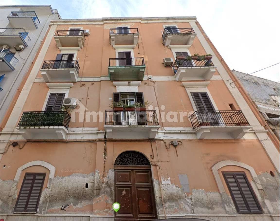 Appartamento in vendita a Taranto