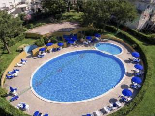 Penthouse largo dell'Olgiata 15, Olgiata, Rome