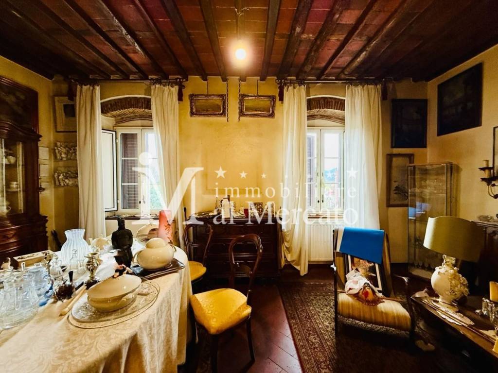 Salone