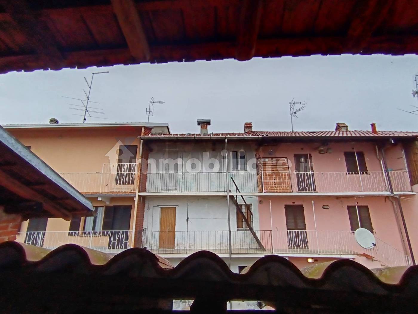 Villetta a schiera in vendita a Pombia