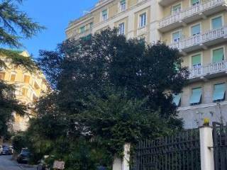 Apartment via Accinelli 7, Castelletto, Genoa