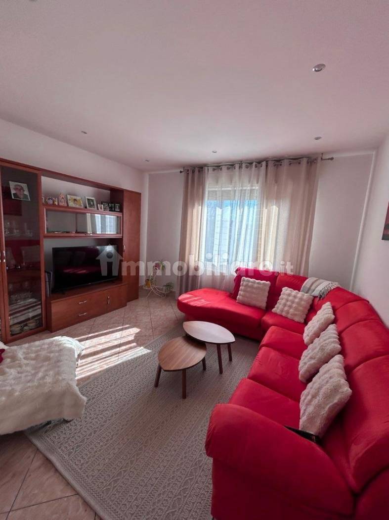 Appartamento in vendita a Borgocarbonara