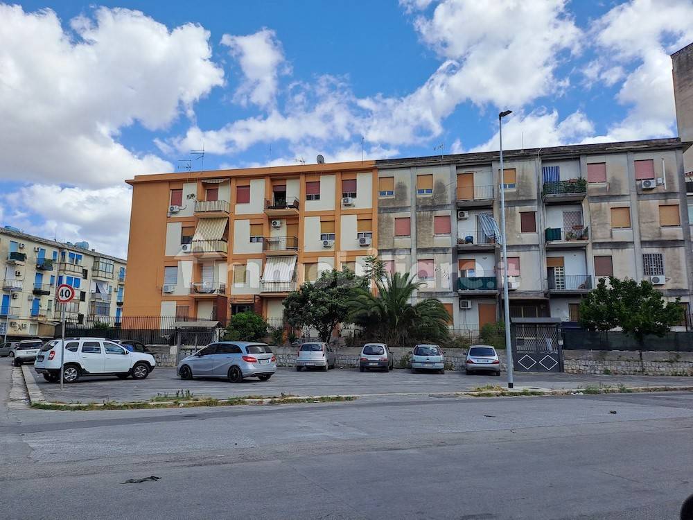 Appartamento in vendita a Palermo