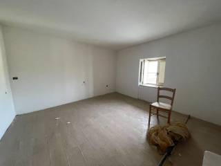 2-room flat corso Sirena 382, Barra, Naples