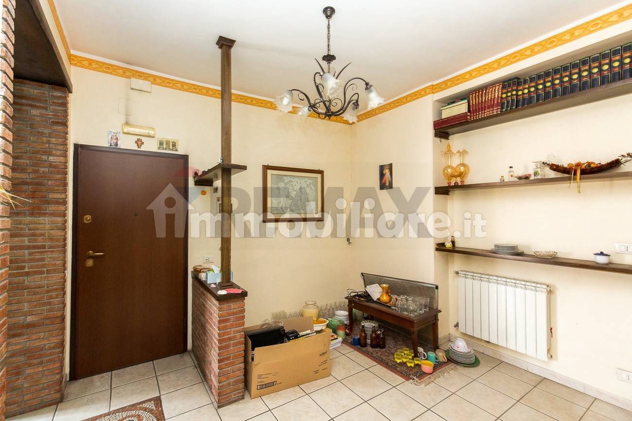 Appartamento in vendita a Camporotondo Etneo